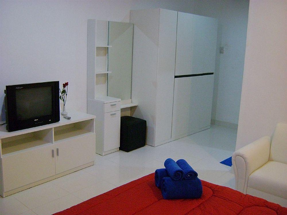 Peter Pan Resort Patong Екстериор снимка