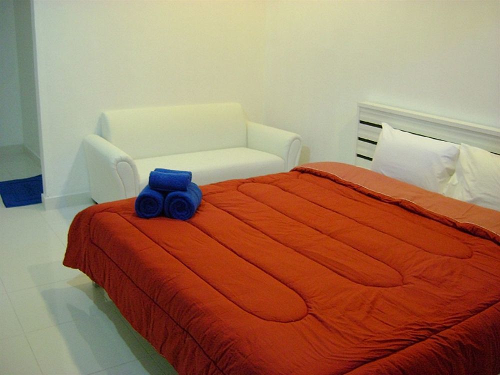 Peter Pan Resort Patong Екстериор снимка